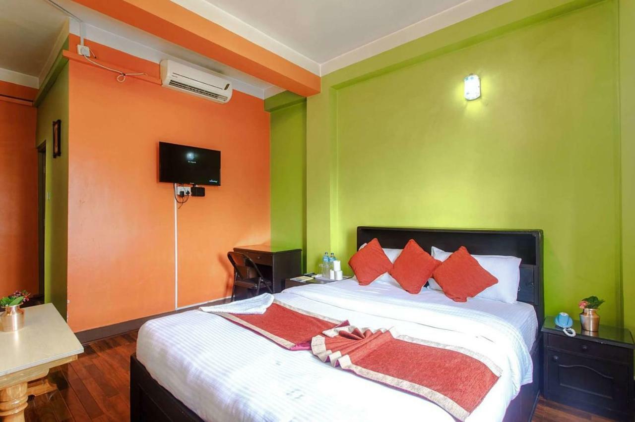 Nepal Ayurveda Home กาฐมาณฑุ ภายนอก รูปภาพ
