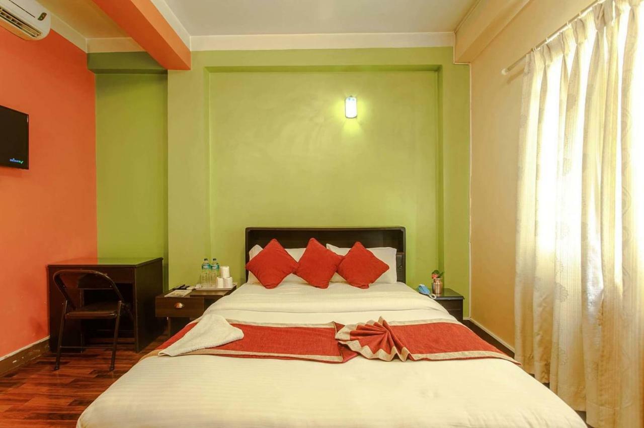 Nepal Ayurveda Home กาฐมาณฑุ ภายนอก รูปภาพ